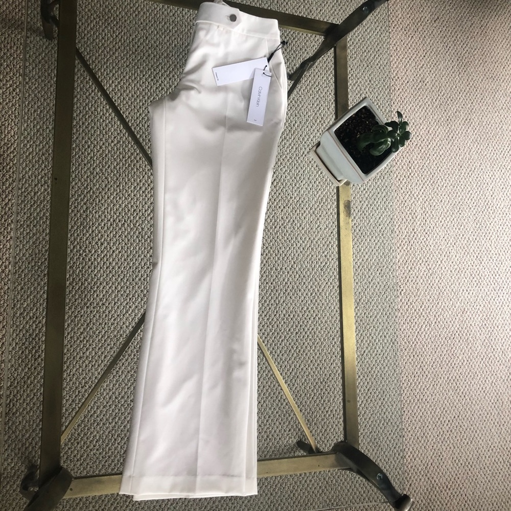 Classic Fit Calvin Klein White Pants